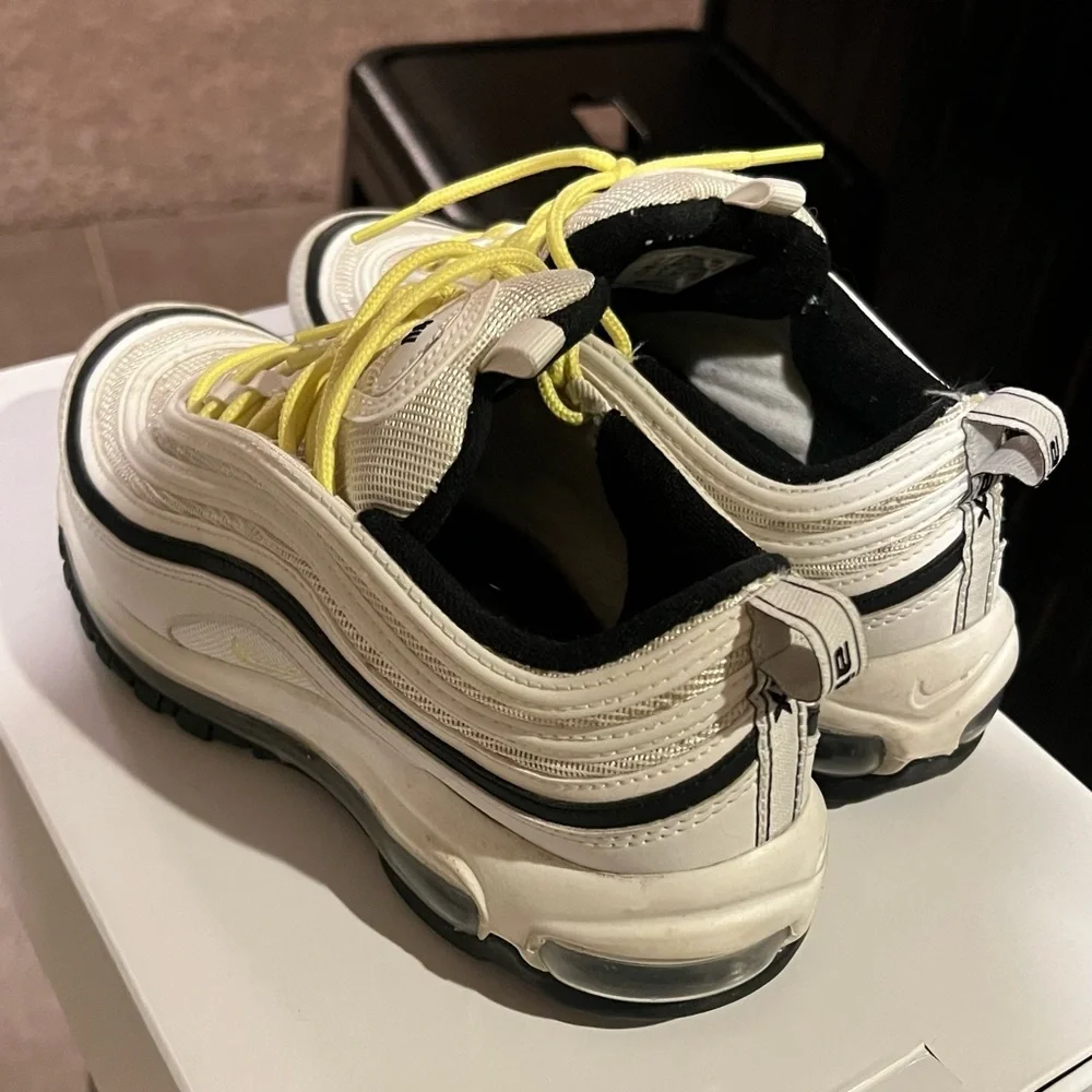 Nike Air Max 97 White Black Yellow Women’s 7.5 EUC
